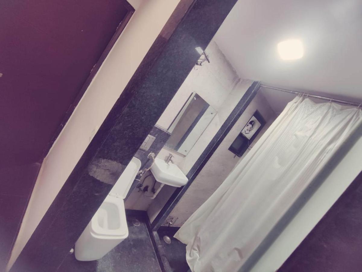 Hotel Saya Deluxe Near New Delhi Railway Station ' Luaran gambar