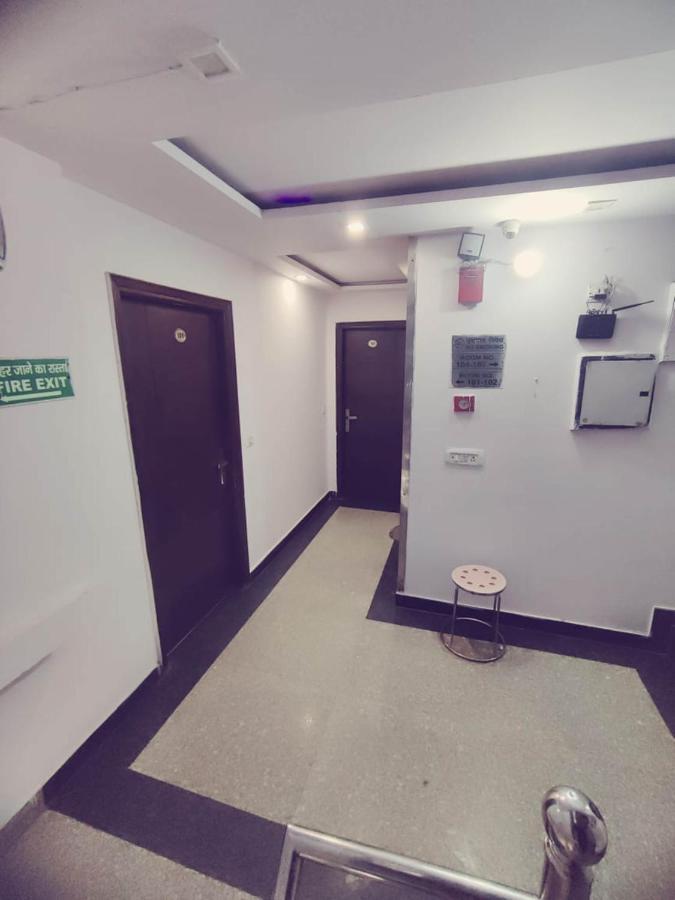 Hotel Saya Deluxe Near New Delhi Railway Station ' Luaran gambar